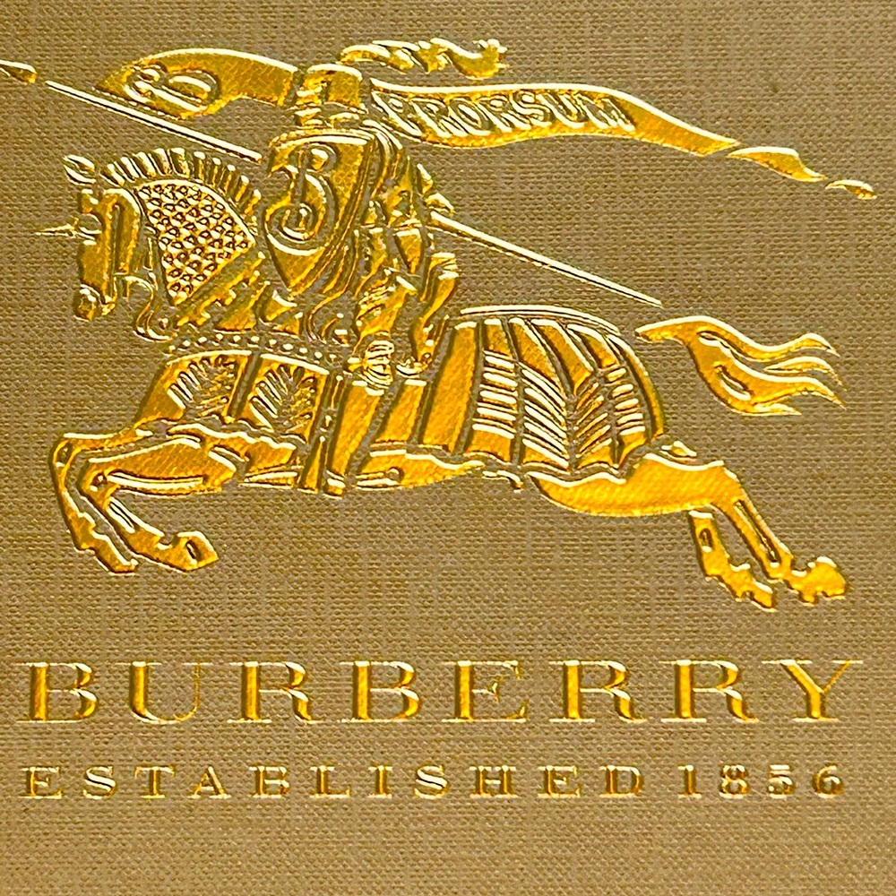 Sale!!❤️Over 50% off Burberry & more!!